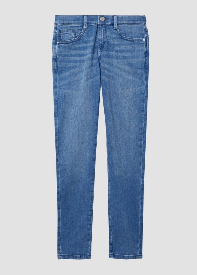 Jeans Suri / Regular Fit / Mid Rise / Slim Leg