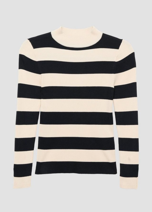 Rippstrickpullover mit Schlitz am Ärmel