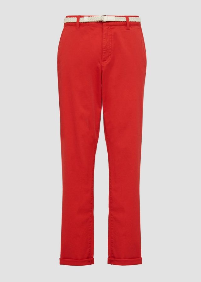 Chino mit geflochtenem Gürtel und Garment Dye