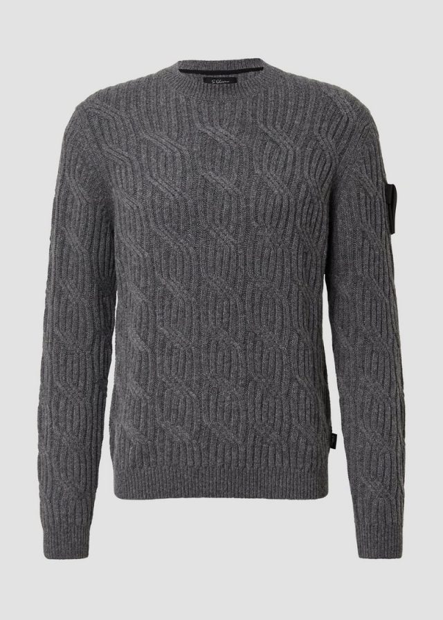 Strickpullover aus 100% Wolle mit Zopfmuster und Ärmel-Patch