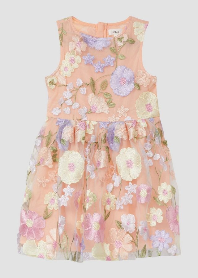 Kurzes Kleid mit besticktem Tüll