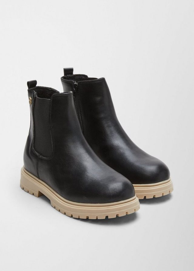 Stiefel mit Kontrast-Details