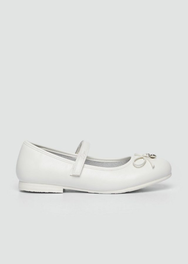 Elegante Ballerinas mit Schleifen-Detail